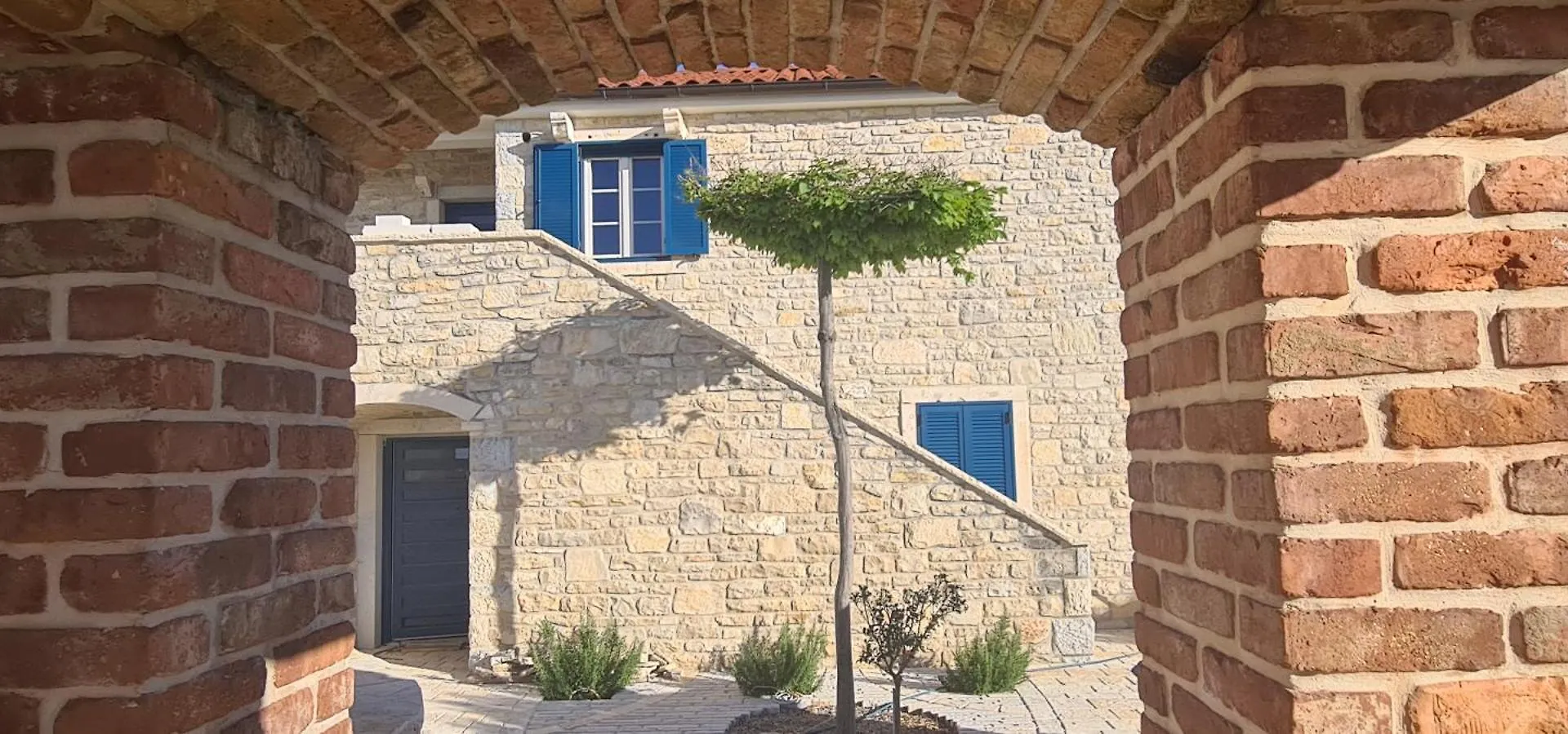 Villa Stone Lace Kolan Appartamento